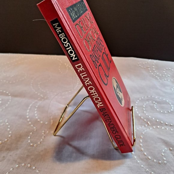 1974 Mr. Boston Deluxe Official Bartender's Guide - Picture 3 of 12